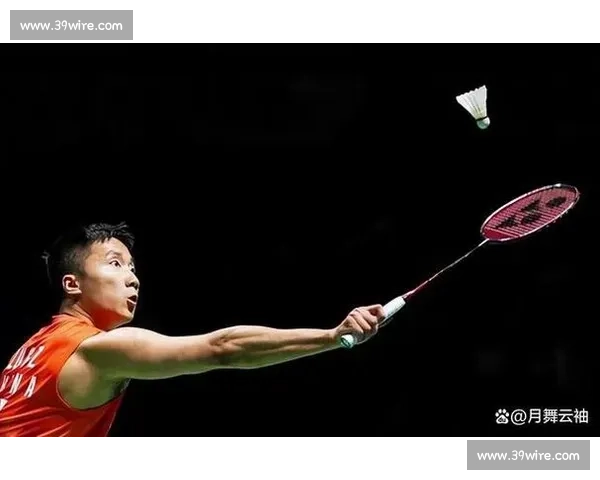 羽毛球赛场星光熠熠，冠军荣耀背后是泪水与汗水