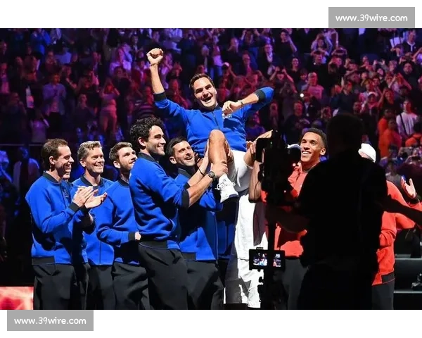 传奇落幕某电竞巨星或将告别赛场，粉丝心碎呼唤！